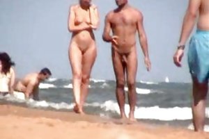 充满激情的情人知道如何让他的女人感觉很棒