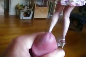 在她绑定的男人面前，她乱搞黑人