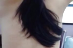 性感的米拉休斯顿让她的屁股舔