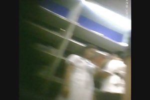 热欧元宝贝喜欢她的阴部高跟鞋高潮