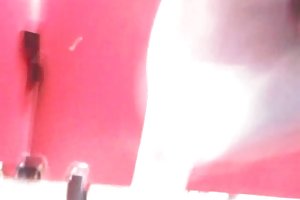 科特尼取消了她的新内衣