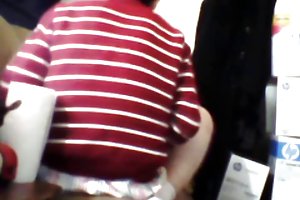 Castinggirl性交在沙发椅子上